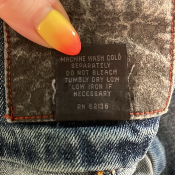 Guess Denim Jacket Size Large Stretch Chest Pockets - Picture 8 of 8